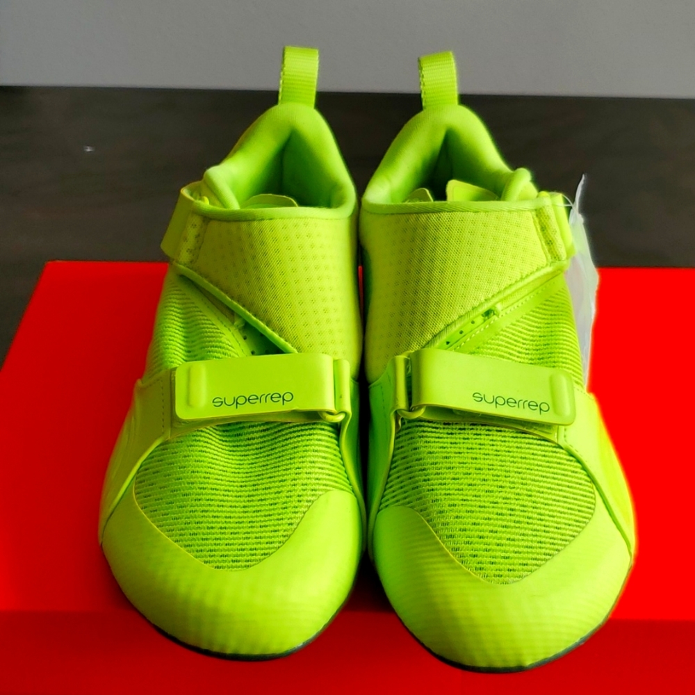 Woman's Nike Superrep Cycle